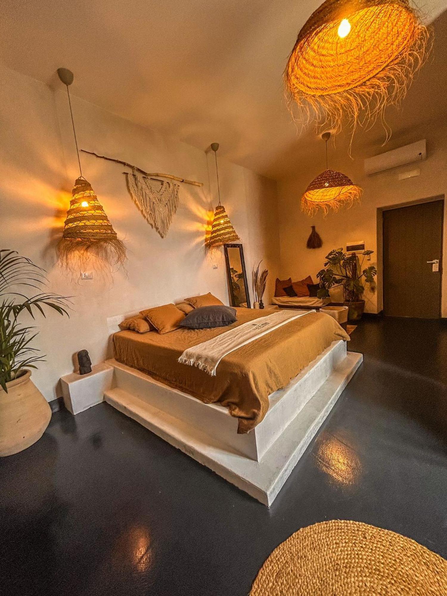 La Torre Boutique Rooms Прочида Экстерьер фото